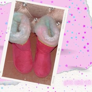 FURRY RAINBOW BOOTS